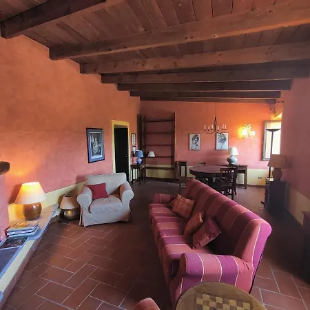 Apartament Borgo Francia *