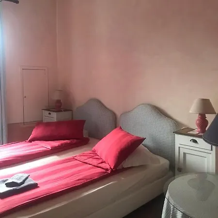 Apartament Borgo Francia *